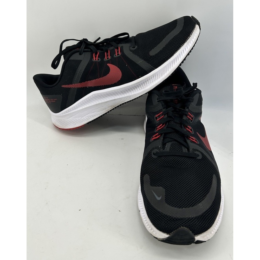 Nike Quest 4‎ Running Sneakers DA1105-001 Black With Red Men's Size 11.5